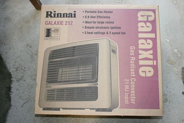 S_IMG_2612.JPG - Portable gas heater. Rinnai Galaxie 212. In original packing, very good condition and only used over a period of a few months. 5.9 Star Efficiency, 21 MJ input. Picture is packaging with heater inside. $450